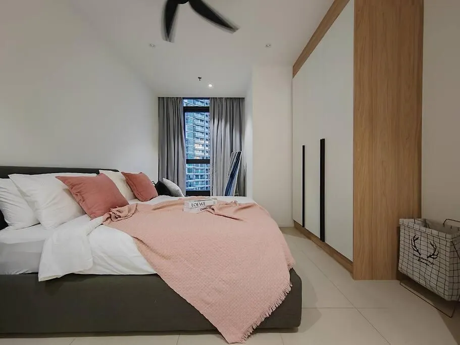 Mont Kiara Main Street Walking Distance Sunway 163 2Bedroom Balcony 2-4 Pax 0*, Kuala Lumpur Malajzia