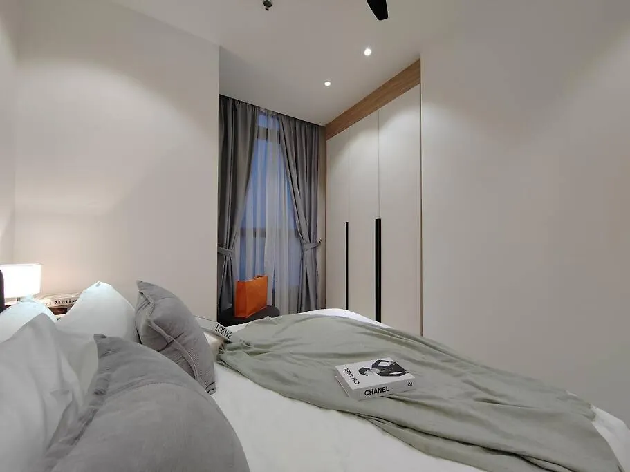 Mont Kiara Main Street Walking Distance Sunway 163 2Bedroom Balcony 2-4 Pax Apartman